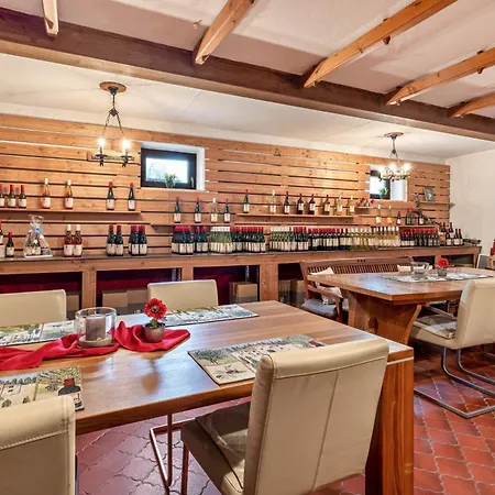 Im Weingut - Kleine Galerie *